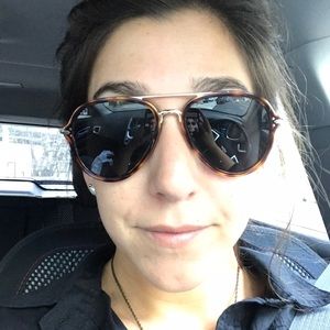 Meet your Posher, Delfina